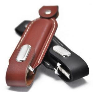 Pendrive 8 GB Skóra - poręczny, mały, biznesowy