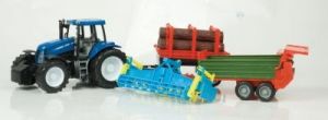 TRAKTOR + 3 MASZYNY ROLNICZE W PUDEŁKU (drzewo)